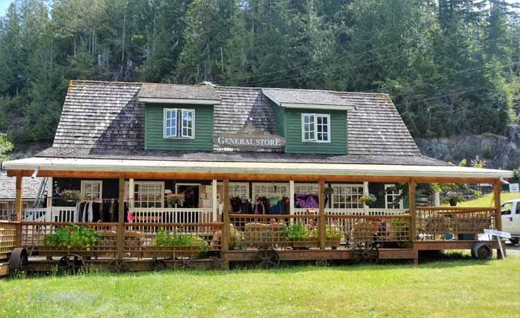 telegraph cove, the town